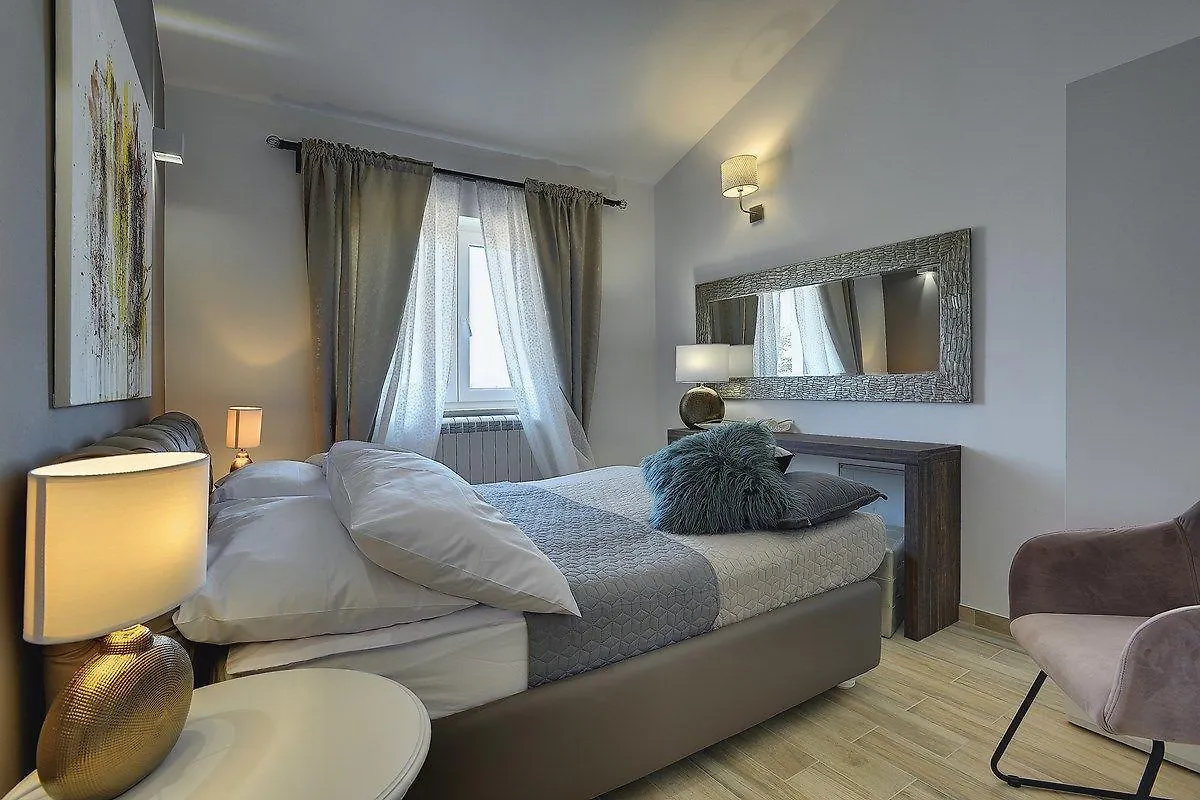 Villa Paradiso Rovinj 0*,  Horvátország